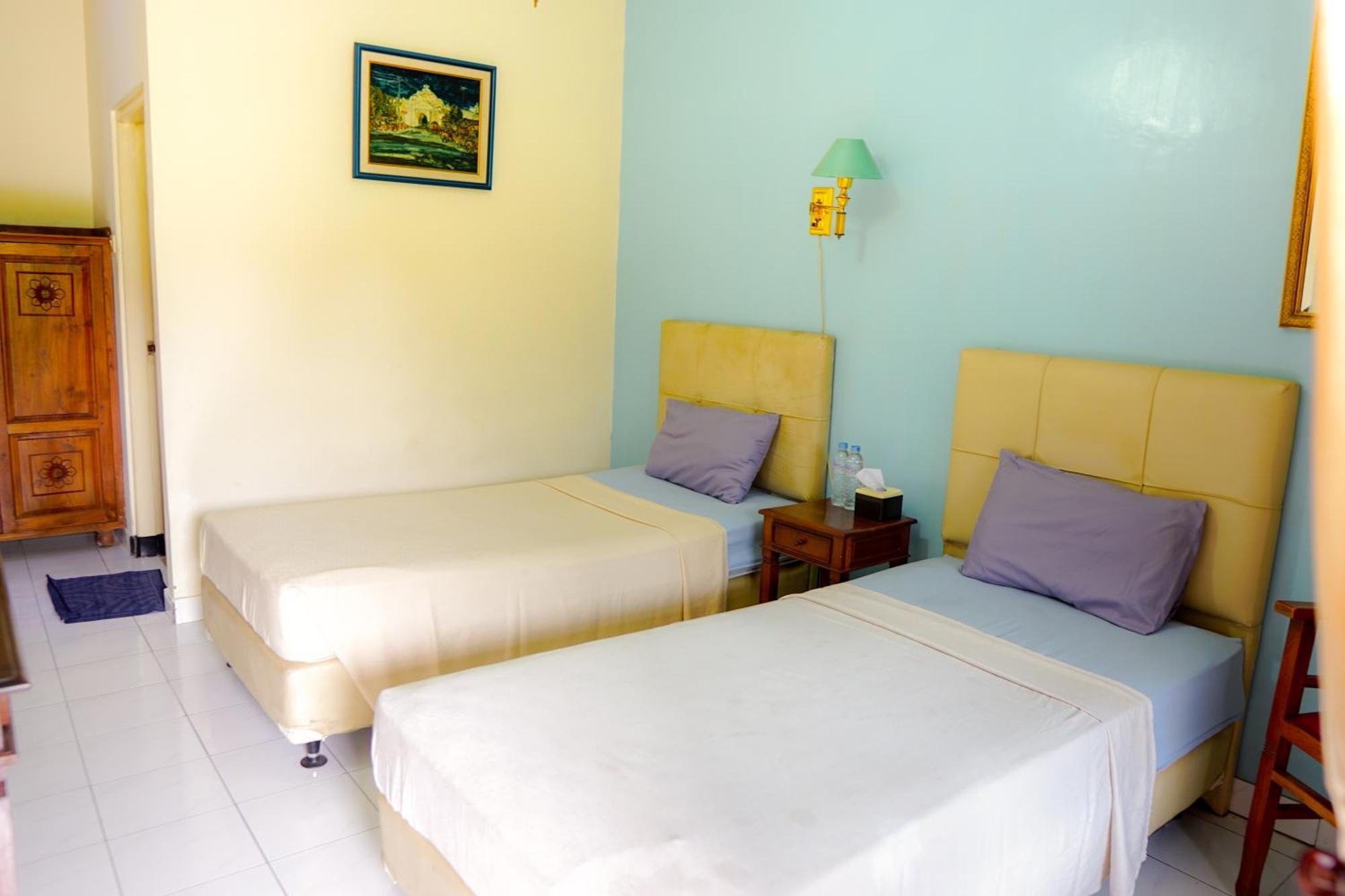 Hotel Tulips Yogyakarta